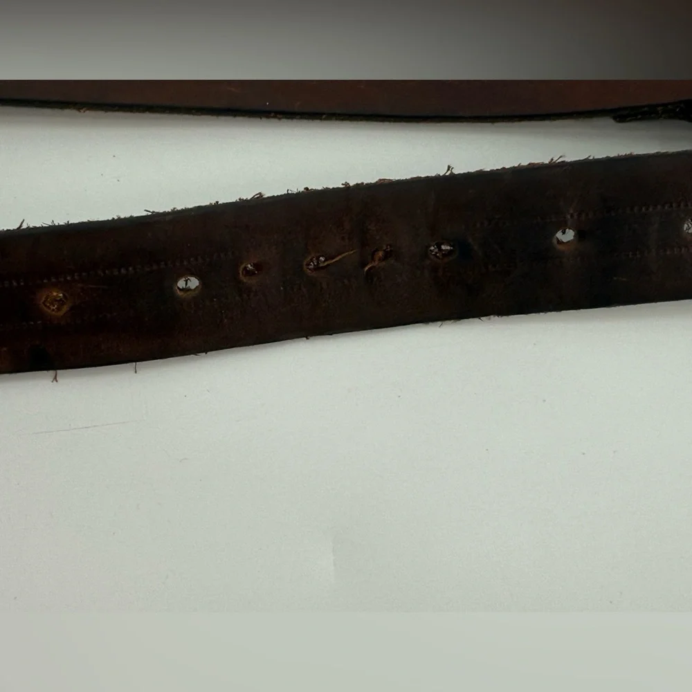 Vintage Men’s Brown Leather‎ Belt 42